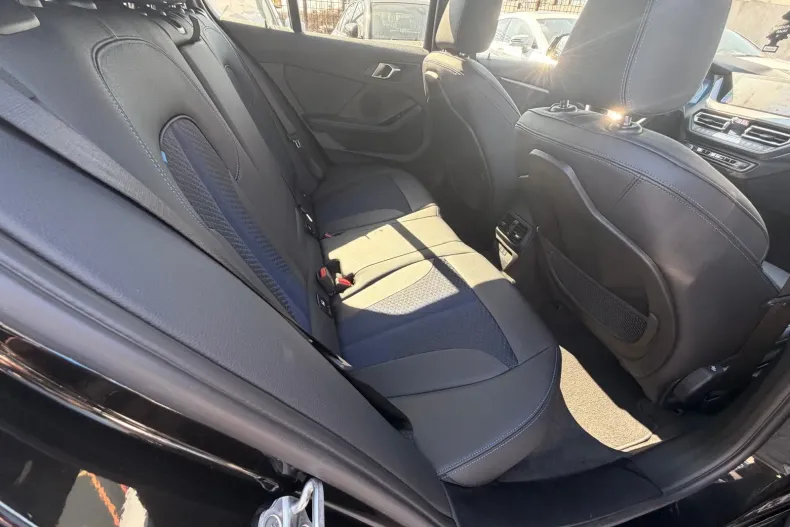 BMW 118i (Seria 1) din 2022 cu 55.000 km - oferta BMW196489 - foto 7