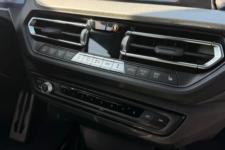 BMW 118i (Seria 1) din 2022 cu 55.000 km - oferta BMW196489 - foto 23