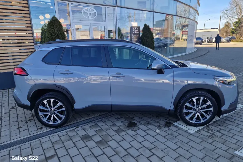 Toyota Corolla Cross din 2022 cu 61.601 km - oferta TOY196496 - foto 8