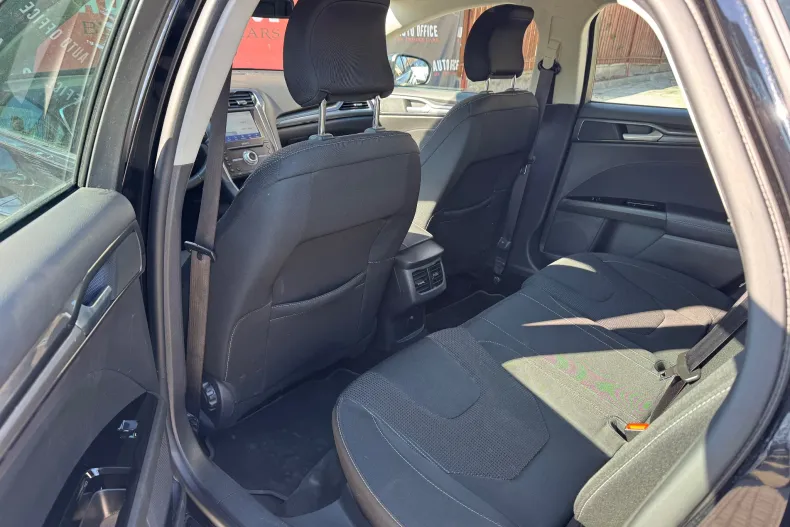 Ford Mondeo din 2021 cu 53.000 km - oferta FOR196497 - foto 10