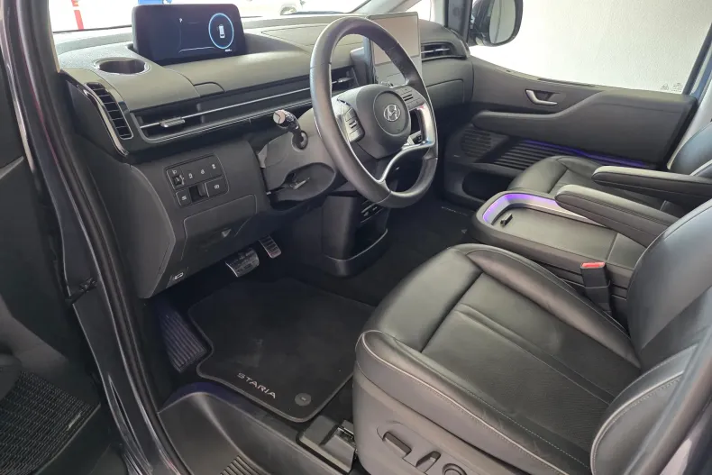 Hyundai Staria din 2023 cu 43.000 km - oferta HYU196499 - foto 4