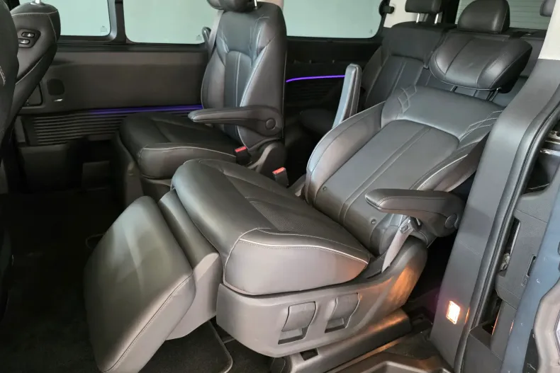 Hyundai Staria din 2023 cu 43.000 km - oferta HYU196499 - foto 8