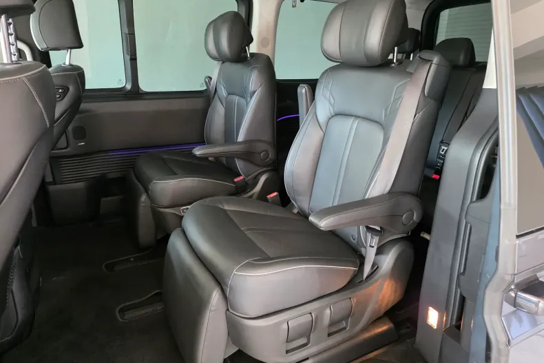 Hyundai Staria din 2023 cu 43.000 km - oferta HYU196499 - foto 9