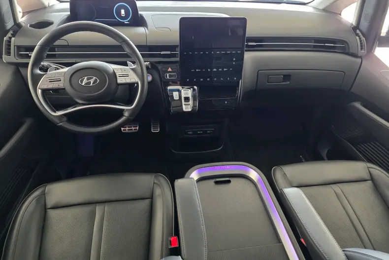 Hyundai Staria din 2023 cu 43.000 km - oferta HYU196499 - foto 11