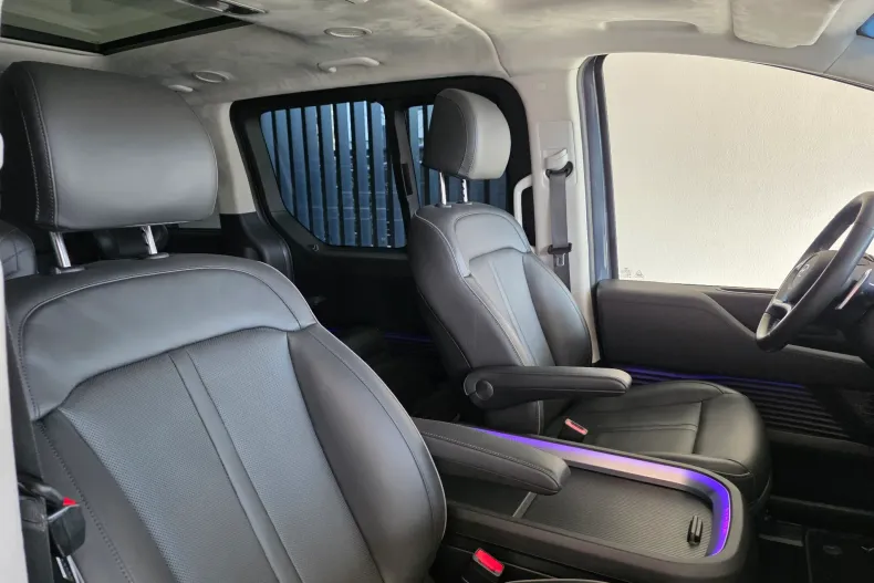 Hyundai Staria din 2023 cu 43.000 km - oferta HYU196499 - foto 16