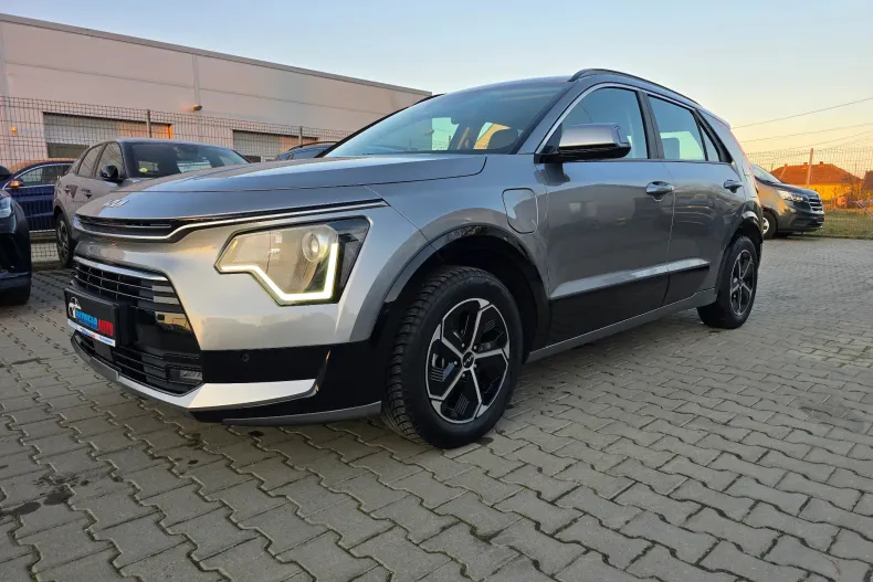 Kia Niro din 2023 cu 129.000 km - oferta KIA196507 - foto 1