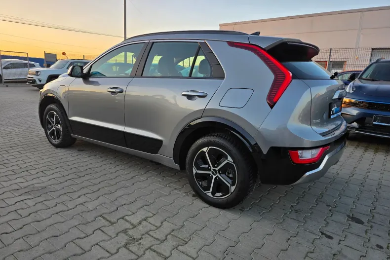 Kia Niro din 2023 cu 129.000 km - oferta KIA196507 - foto 7