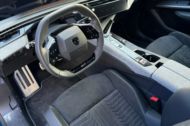 Peugeot 3008 din 2025 cu 1.147 km - oferta PEU196514 - foto 15