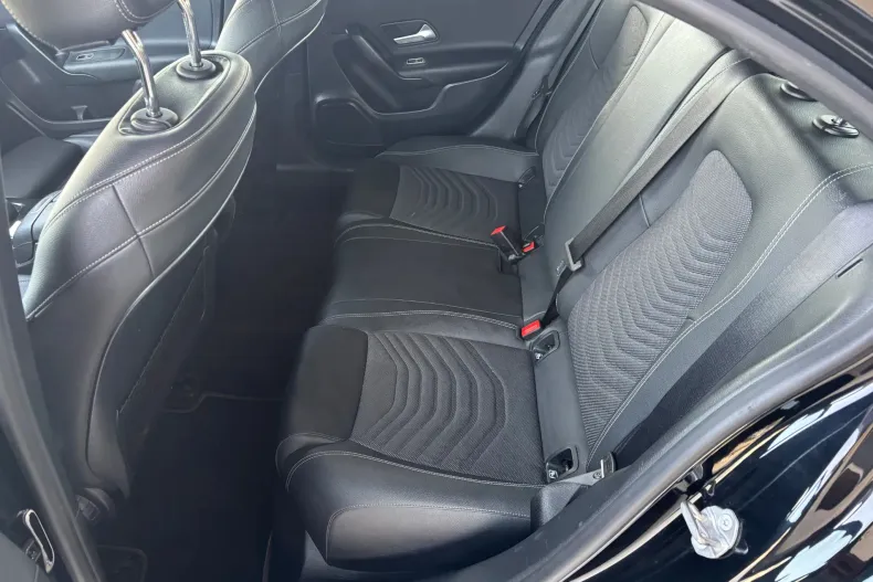 Mercedes-Benz A 180 (Clasa A) din 2020 cu 133.000 km - oferta MER196516 - foto 33