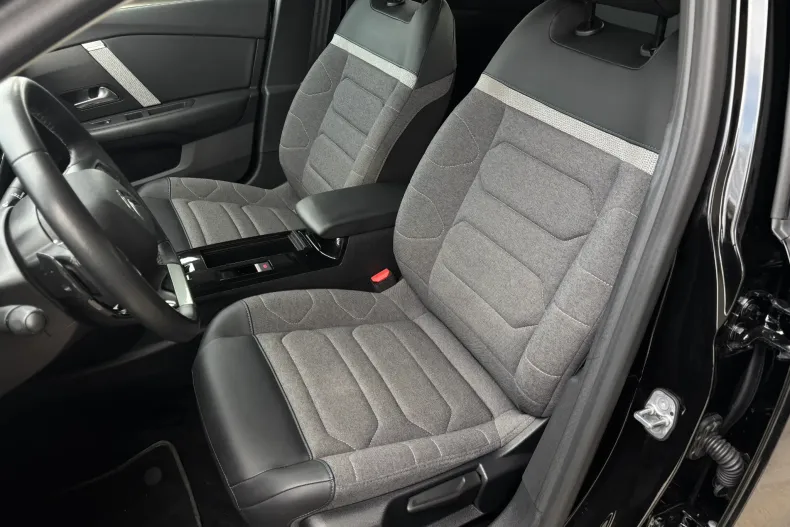 Citroën C4X din 2023 cu 100.000 km - oferta CIT196517 - foto 17