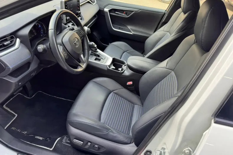 Toyota RAV4 din 2022 cu 137.500 km - oferta TOY196524 - foto 18