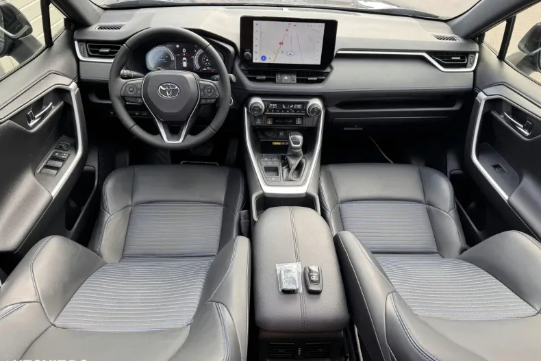 Toyota RAV4 din 2023 cu 128.421 km - oferta TOY196525 - foto 2