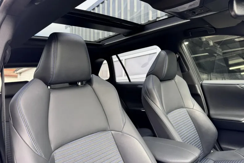 Toyota RAV4 din 2023 cu 128.421 km - oferta TOY196525 - foto 10