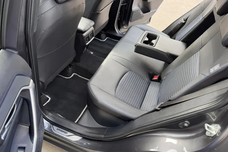 Toyota RAV4 din 2023 cu 128.421 km - oferta TOY196525 - foto 22