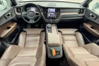 Volvo XC60 din 2021 cu 178.500 km - oferta VOL196526 - foto 2