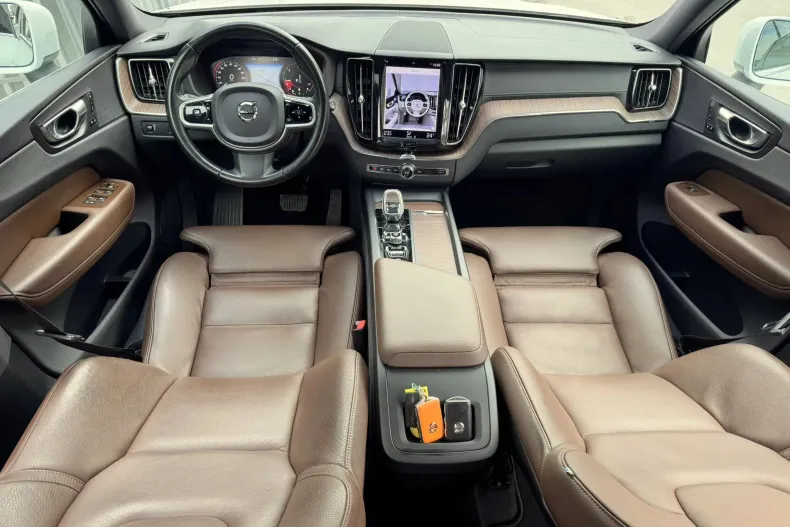 Volvo XC60 din 2021 cu 178.500 km - oferta VOL196526 - foto 2