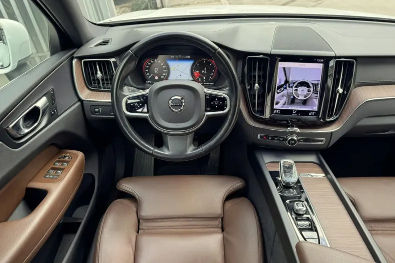 Volvo XC60 din 2021 cu 178.500 km - oferta VOL196526 - foto 16