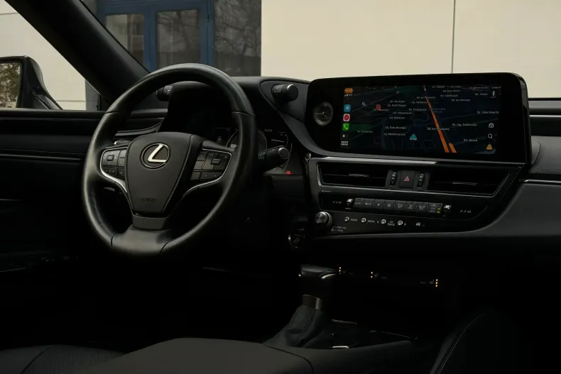 Lexus Seria ES din 2024 cu 34.000 km - oferta LEX196528 - foto 19