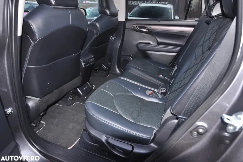 Toyota Highlander din 2021 cu 151.100 km - oferta TOY196531 - foto 8