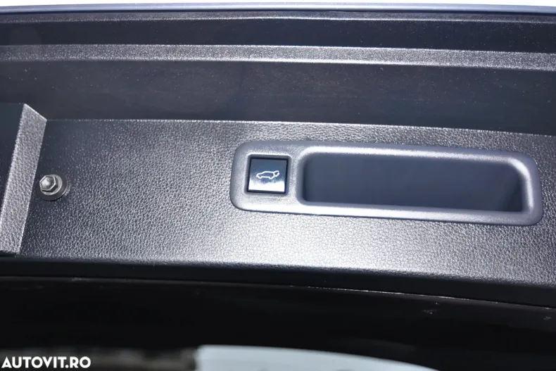 Toyota Highlander din 2021 cu 151.100 km - oferta TOY196531 - foto 27