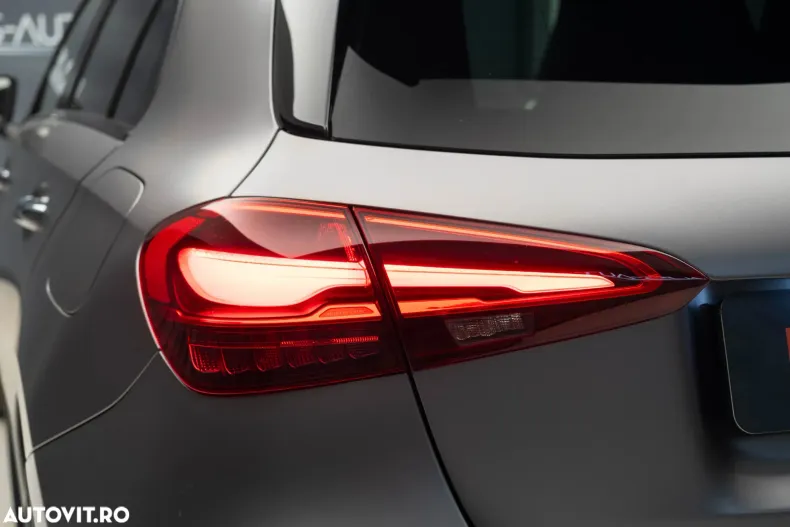 Mercedes-Benz A 35 AMG (Clasa A) din 2023 cu 12.000 km - oferta MER196535 - foto 14
