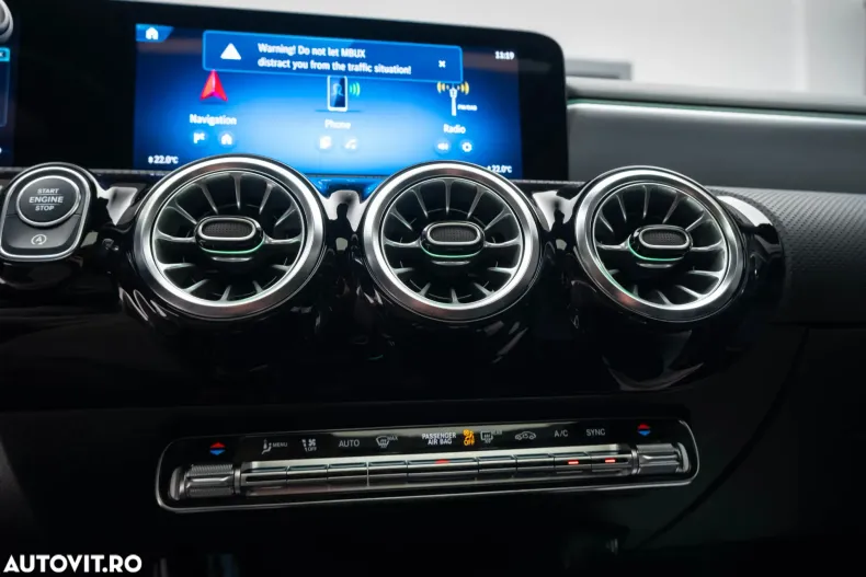 Mercedes-Benz A 35 AMG (Clasa A) din 2023 cu 12.000 km - oferta MER196535 - foto 18