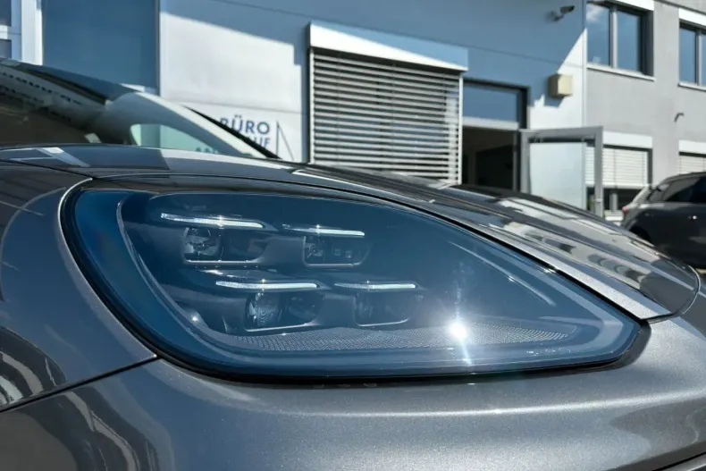 Porsche Cayenne din 2024 cu 15.000 km - oferta POR196537 - foto 3