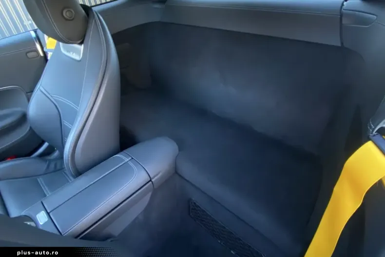 Mercedes-Benz AMG GT (Clasa GT) din 2024 cu 16.872 km - oferta MER196539 - foto 17