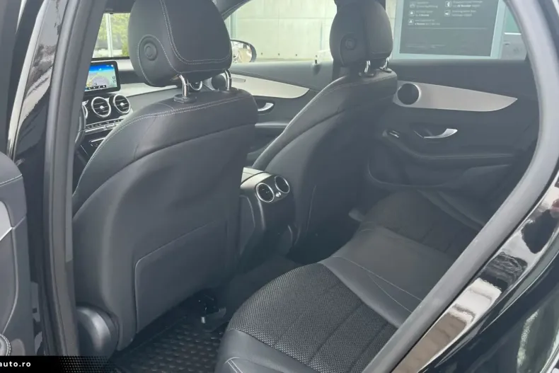 Mercedes-Benz GLC 300 (Clasa GLC) din 2021 cu 64.503 km - oferta MER196541 - foto 16