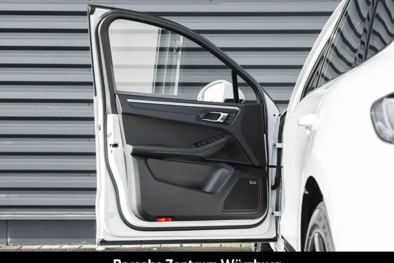 Porsche Macan din 2023 cu 45.500 km - oferta POR196542 - foto 28