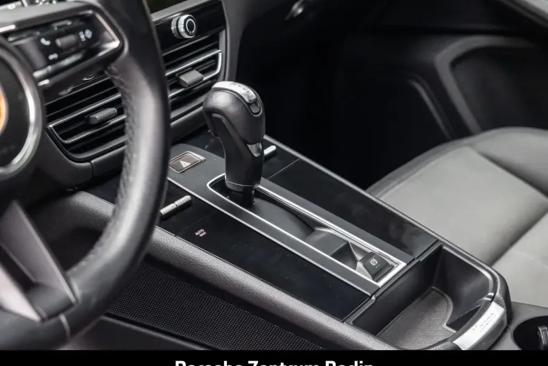 Porsche Macan din 2023 cu 31.969 km - oferta POR196543 - foto 24