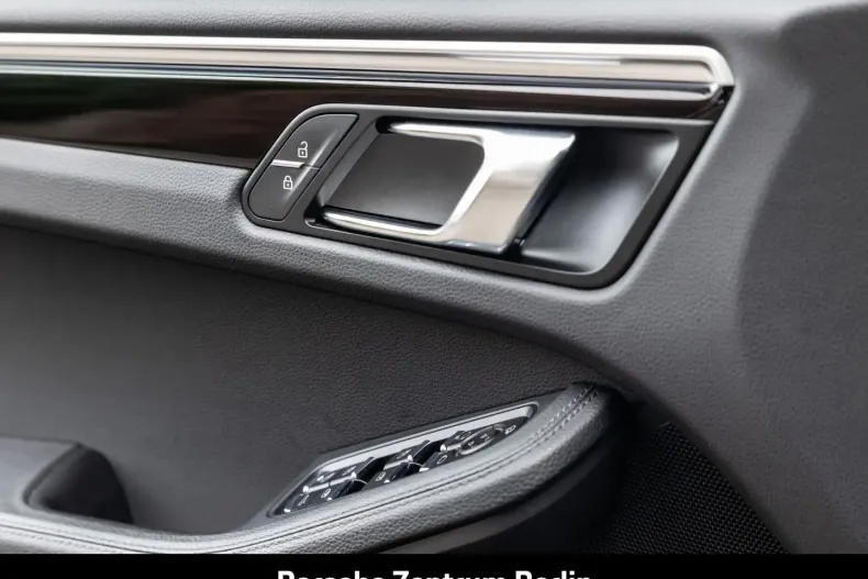 Porsche Macan din 2023 cu 31.969 km - oferta POR196543 - foto 26