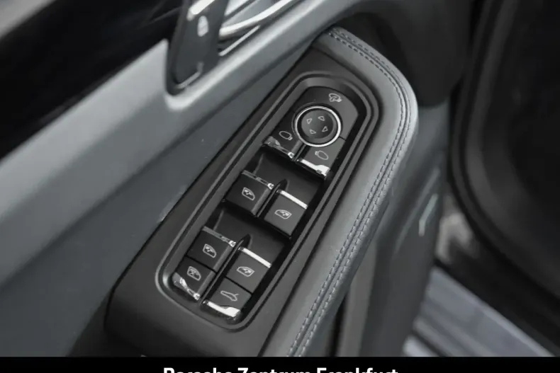 Porsche Macan din 2022 cu 44.100 km - oferta POR196544 - foto 19