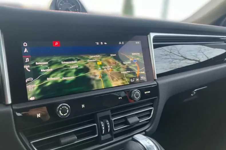 Porsche Macan din 2023 cu 41.514 km - oferta POR196545 - foto 6