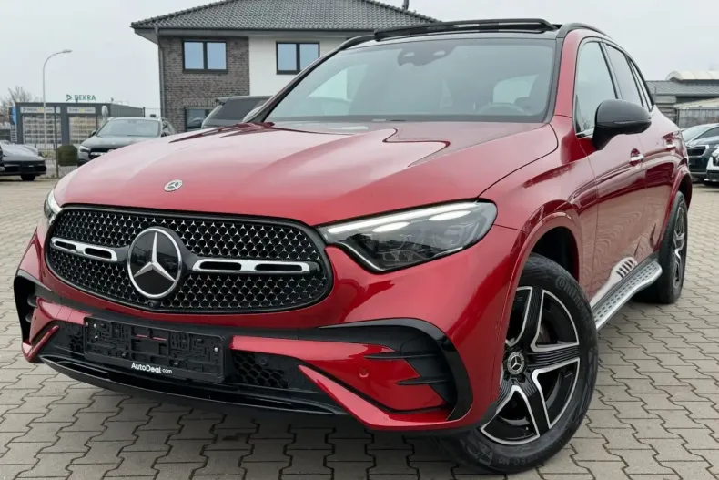 Mercedes-Benz GLC 300 (Clasa GLC) din 2023 cu 37.278 km - oferta MER196547 - foto 1