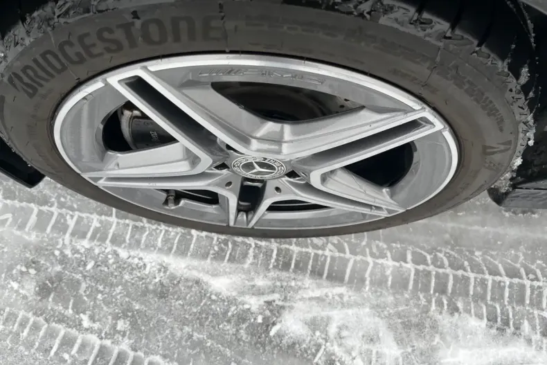 Mercedes-Benz CLA 200 (Clasa CLA) din 2024 cu 11.700 km - oferta MER196548 - foto 4