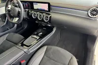 Mercedes-Benz CLA 200 (Clasa CLA) din 2024 cu 13.000 km - oferta MER196550 - foto 9