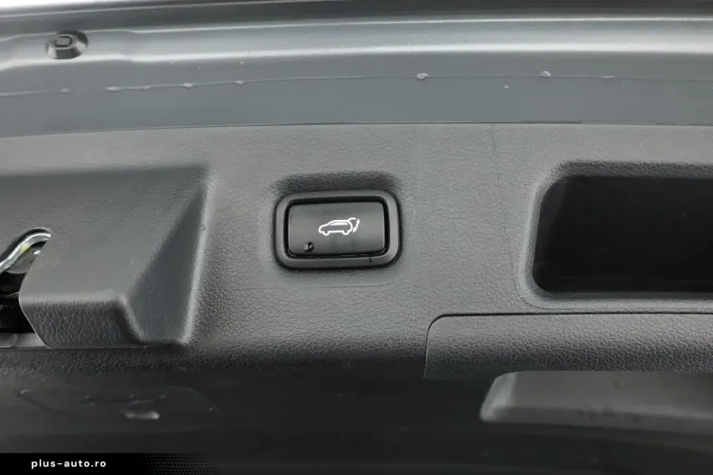 Hyundai Santa Fe din 2022 cu 69.789 km - oferta HYU196552 - foto 30