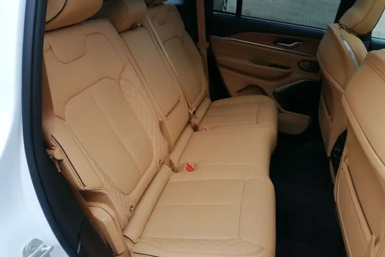 Jeep Grand Cherokee din 2023 cu 11.800 km - oferta JEE196556 - foto 9