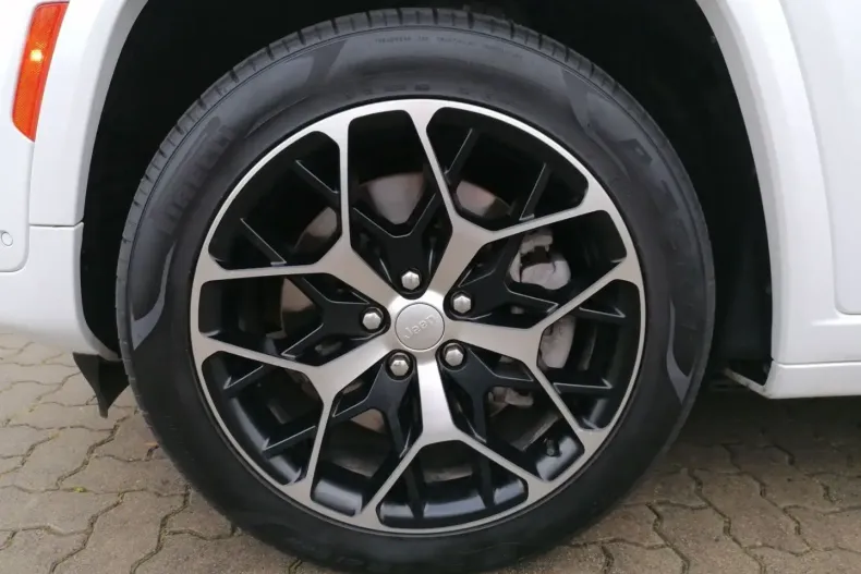 Jeep Grand Cherokee din 2023 cu 11.800 km - oferta JEE196556 - foto 15