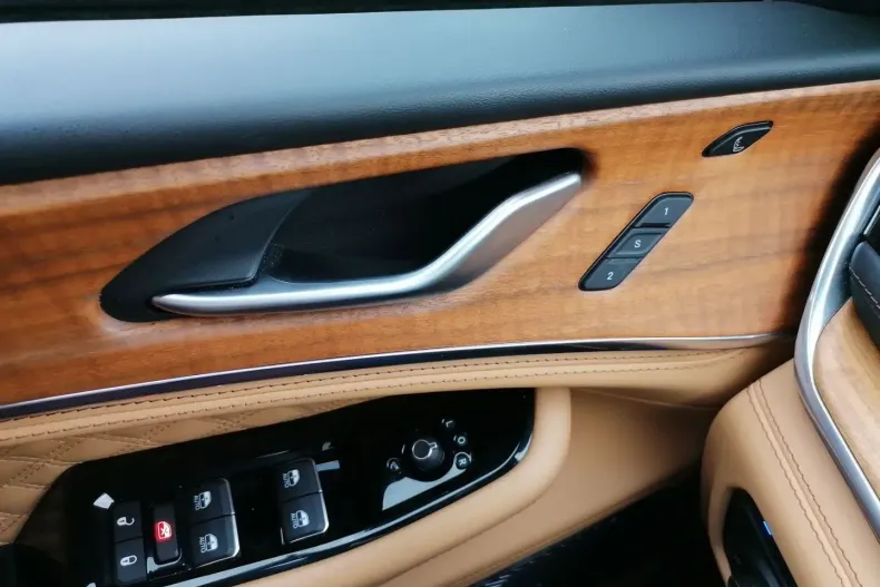 Jeep Grand Cherokee din 2023 cu 11.800 km - oferta JEE196556 - foto 19