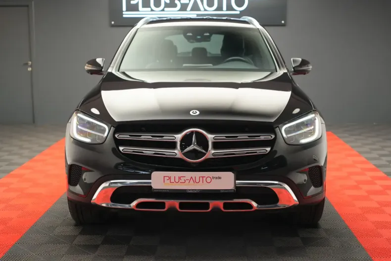 Mercedes-Benz GLC 300 (Clasa GLC) din 2021 cu 115.000 km - oferta MER196561 - foto 3