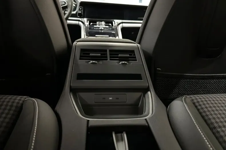 Porsche Panamera din 2024 cu 13.000 km - oferta POR196566 - foto 29