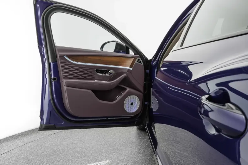 Bentley Flying Spur din 2023 cu 18.500 km - oferta BEN196570 - foto 24