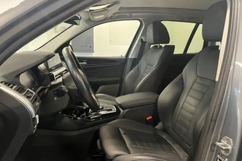 BMW X3 (Seria X) din 2023 cu 25.952 km - oferta BMW196575 - foto 6