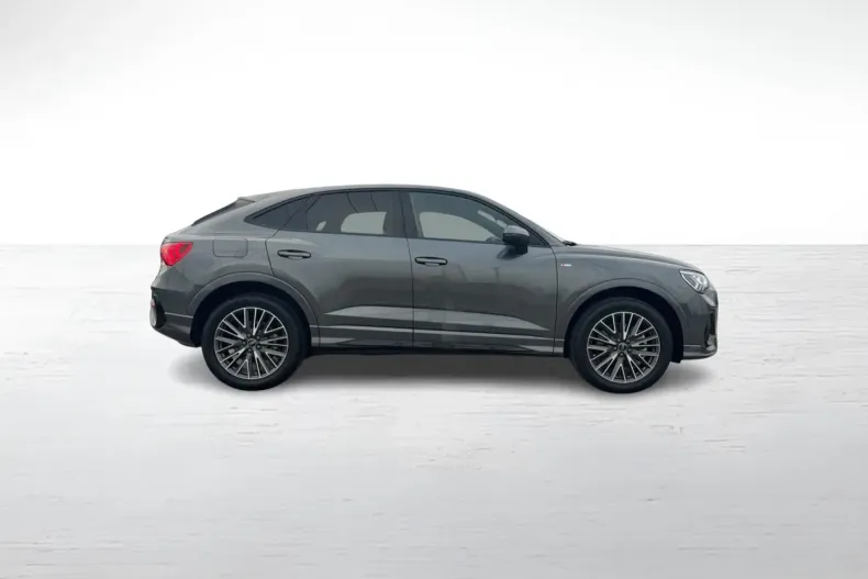 Audi Q3 din 2025 cu 1.387 km - oferta AUD196576 - foto 5