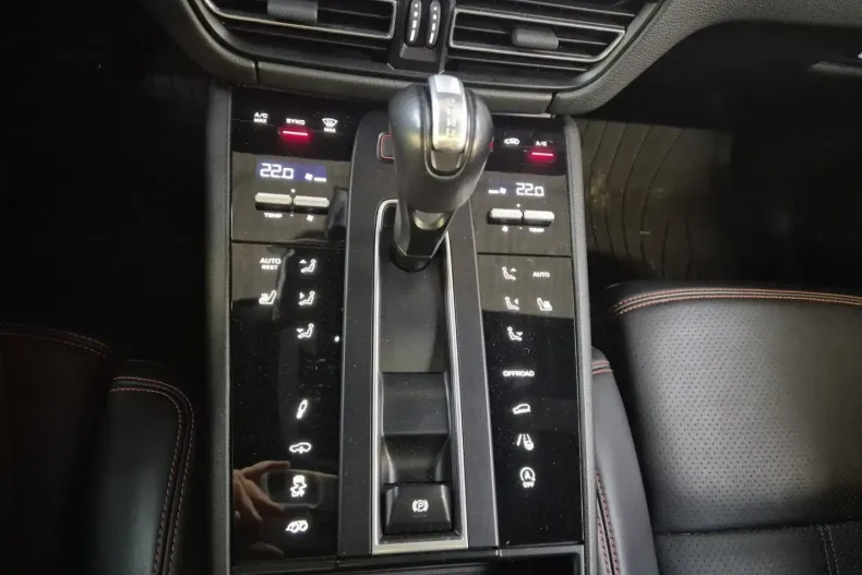 Porsche Macan din 2023 cu 45.150 km - oferta POR196577 - foto 13