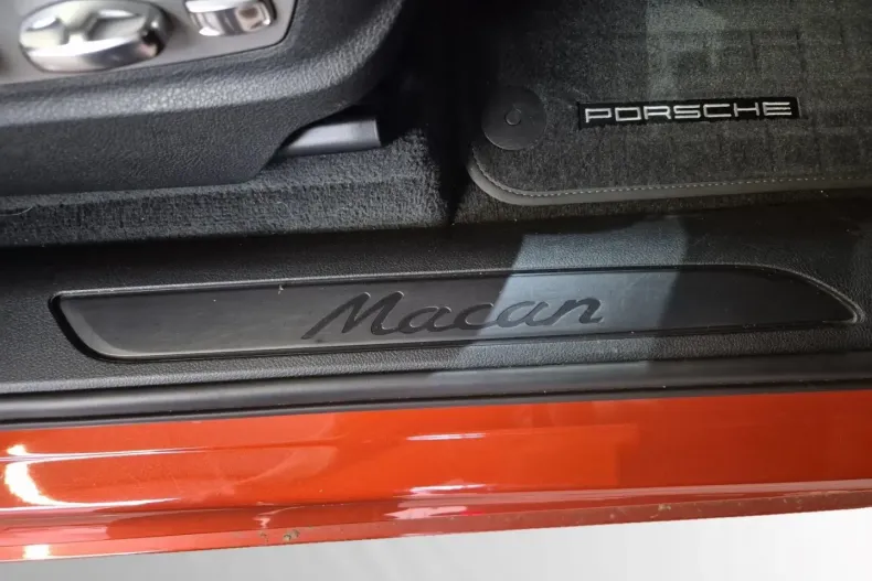 Porsche Macan din 2023 cu 45.150 km - oferta POR196577 - foto 19