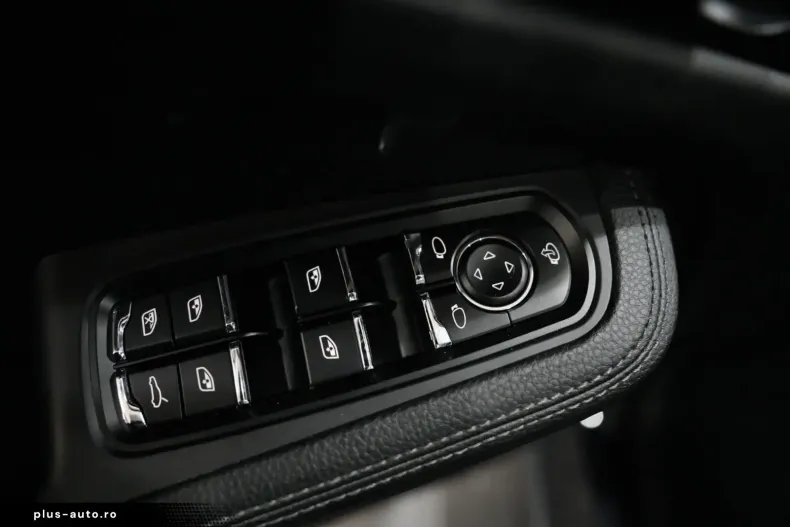 Porsche Macan din 2023 cu 38.348 km - oferta POR196578 - foto 25