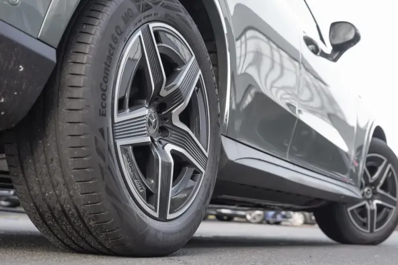 Mercedes-Benz GLC 400 (Clasa GLC) din 2025 cu 26.100 km - oferta MER196581 - foto 2